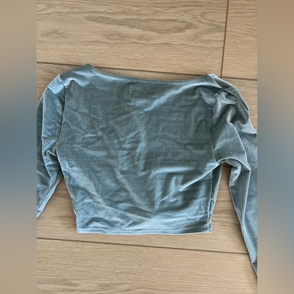 Urban outfitters ruched long sleeve crop top size xs NWT - Picture 6 of 6